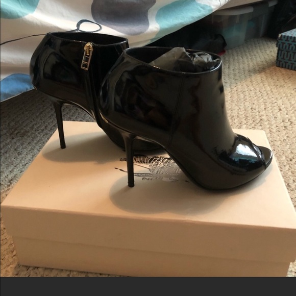 Burberry Peep-toe Heeled Booties - Picture 2 of 6